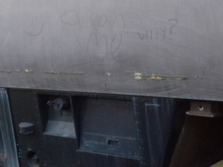 Надписи на вагоне